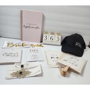 Bridal Subscription Box Contains 9 Must Haves for the Bride 2 Be by Ring Box
